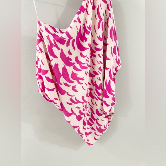 NWT Tyche Falling Feathers One Shoulder Top Pink Size Small - Picture 4 of 6